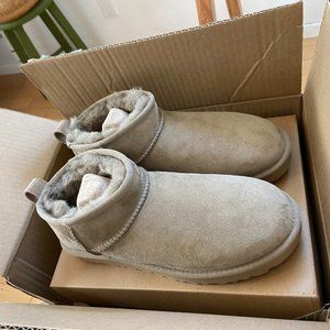 Classic Ultra Mini Uggs in Antelope